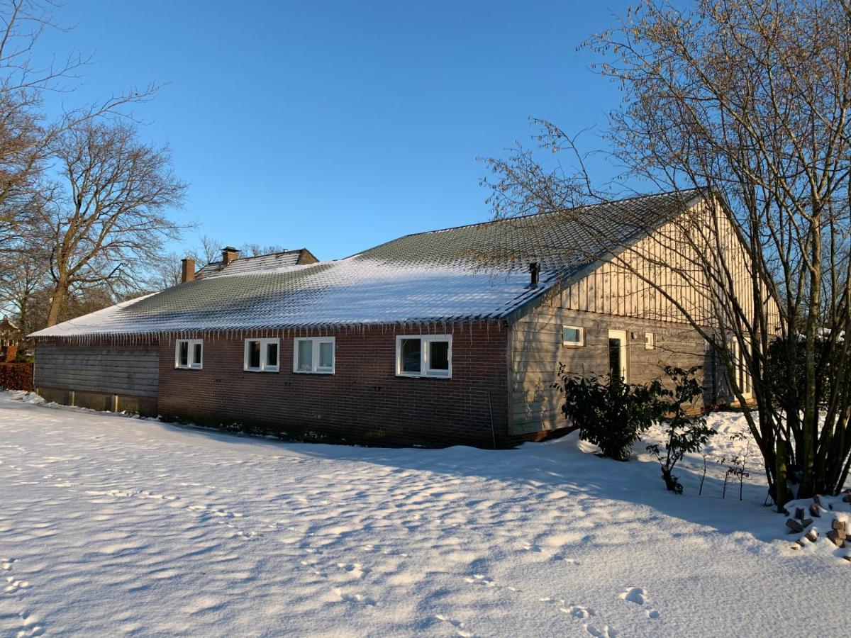 Karibu De Stallen Daarle Exterior foto