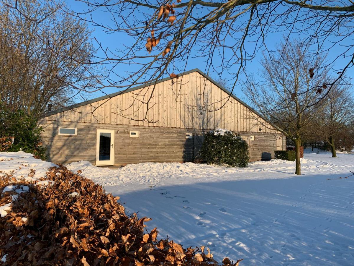Karibu De Stallen Daarle Exterior foto